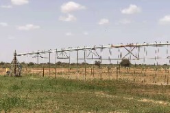 solar central pivot sprinkler irrigation system